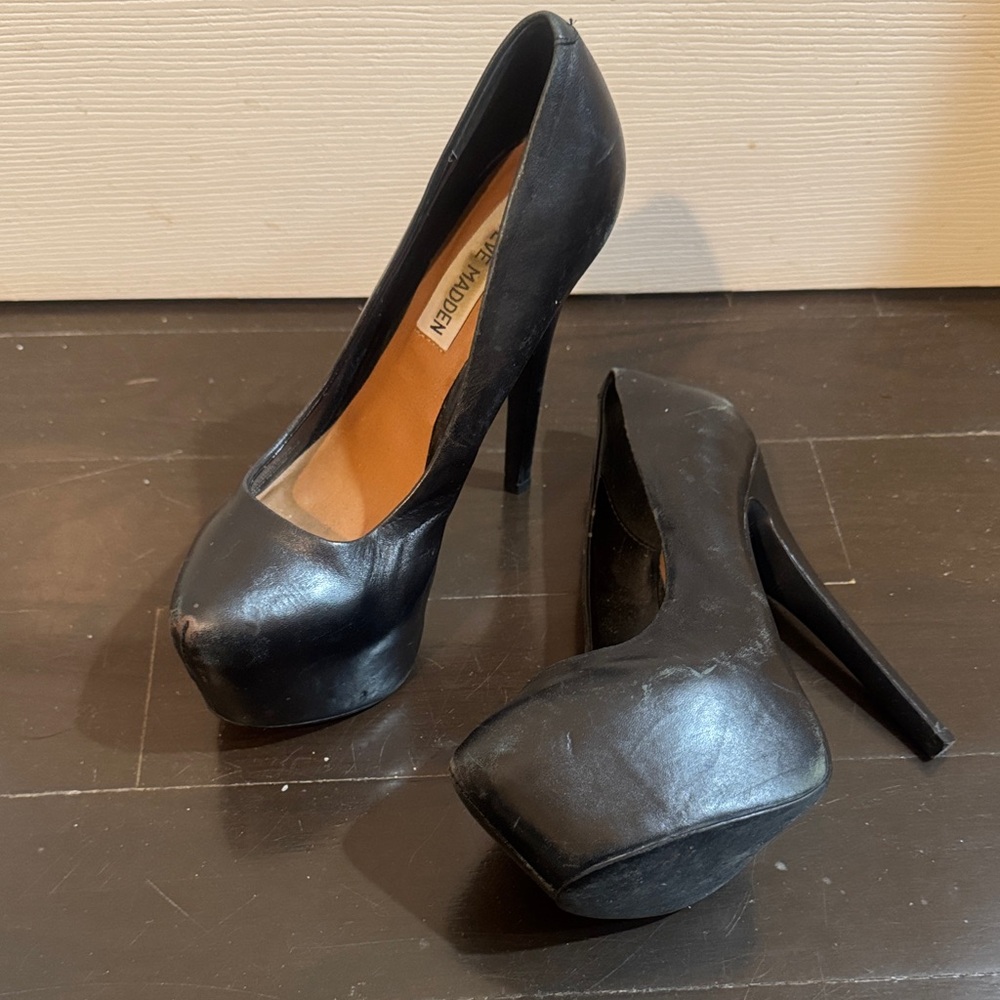 Steve Madden Black Platform Heels